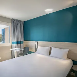 https://ibis-budget-nice-aeroport.fr-provencehotel.com